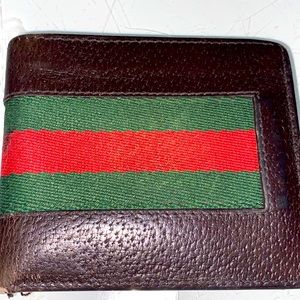 Gucci vintage wallet